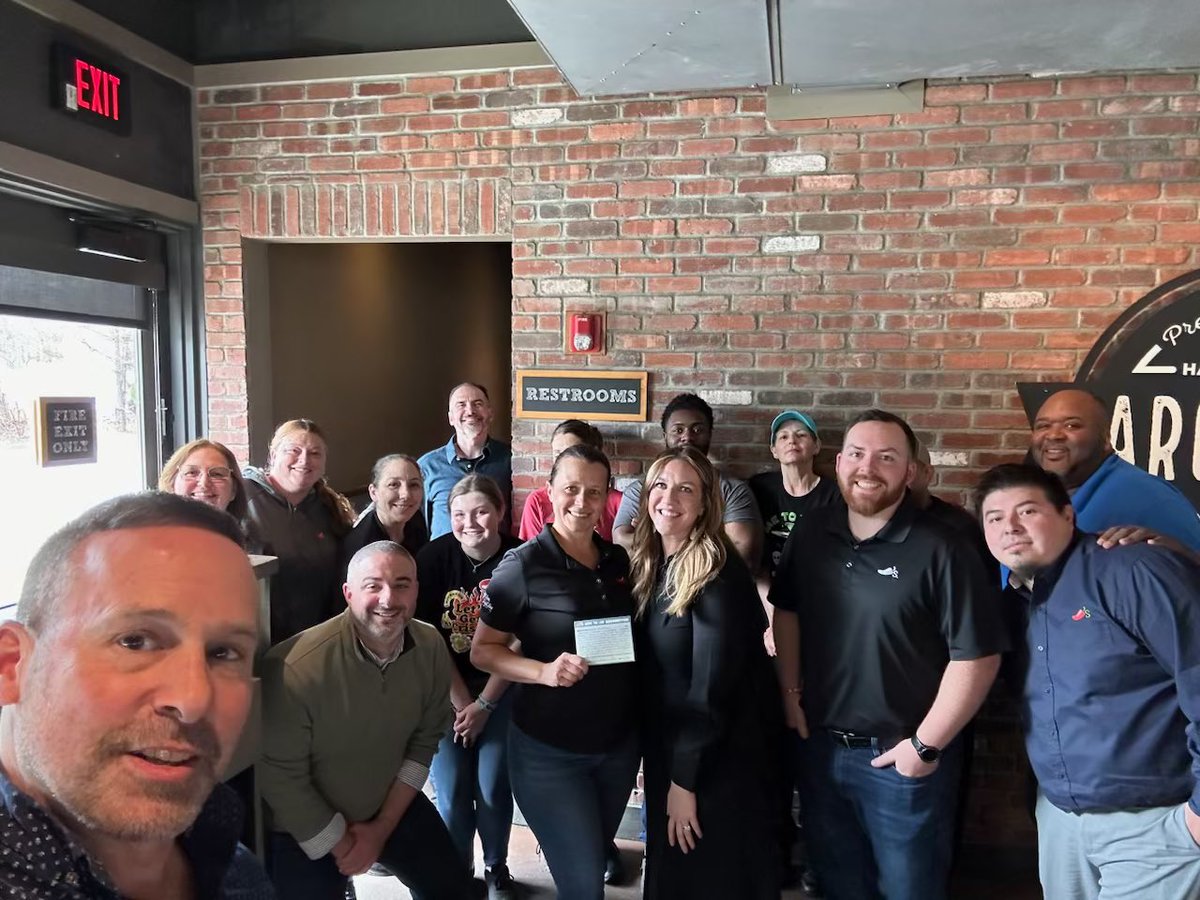 ktlynne822's tweet photo. Congratulations to these RISE leaders as they complete the program! So excited to see what the future holds for you all! Thank you so the support, @BigDog0426 @andrew_catalano @JasonJNoonan13 https://t.co/B1eZdey8qR