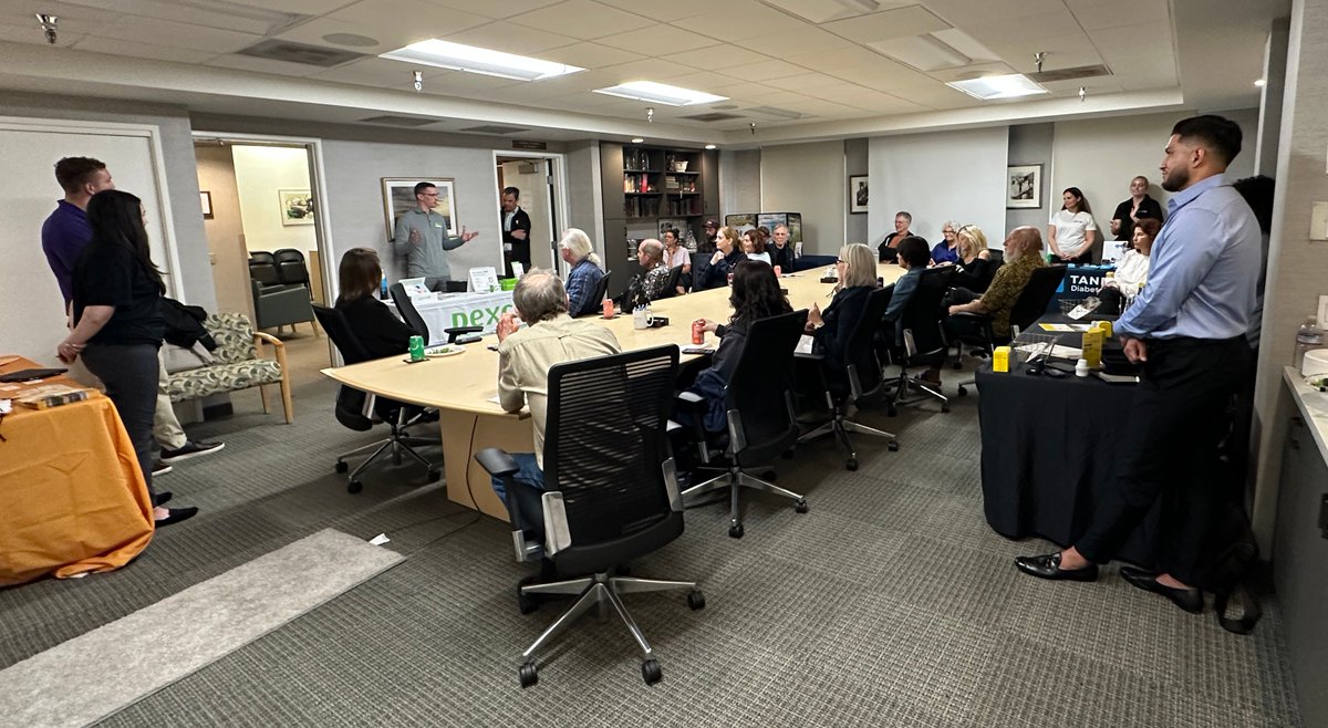 Big thanks to @dexcom, @TandemDiabetes, @AbbottNews, @myomnipod, and @MDT_Diabetes for joining us at OneTalk Device Night at SDRI! It was a fantastic evening filled with insightful discussions and valuable information. Your participation made it truly special.