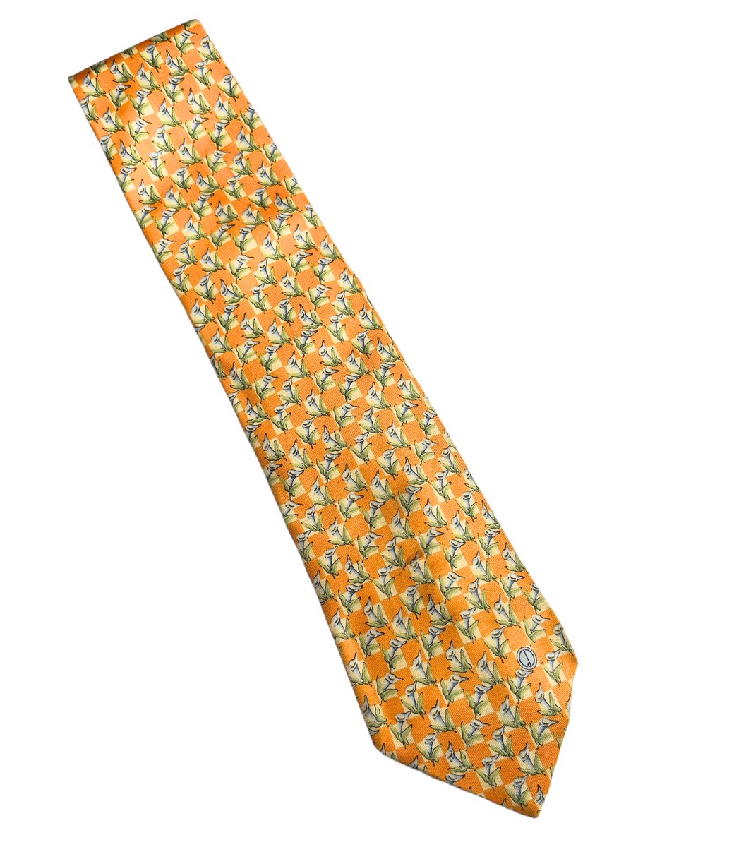 Mens Vintage Tie | Vintage Dunhill Golden Foxglove Silk Tie
 myvintage.uk/product-page/m… #vintage #retro #designer #Dunhill #Fashionhistory #vintagetie #menstie #designerties #vintagestyle #mensfashion #mensfashion #mensstyle #uniquegifts #giftsformen #preloved #MyVintage