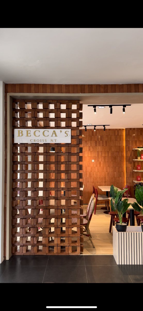 Trying out new cafe is always a fun thing to do! 👩🏻‍🌾☕️ $BUBBLE @SenderLabs $PARAM $TRIP $MOJO $BEYOND $COOKIE