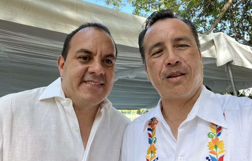 ¡Amigo @CuitlahuacGJ, te mando un fuerte abrazo y mis mejores deseos por tu cumpleaños! Espero que sea un día muy especial; que no te falte el cariño de tus seres queridos y que la vida te permita gozar de salud, felicidad y prosperidad por muchos años más. Felicidades.