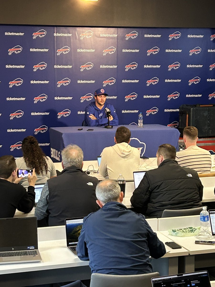 #Bills QB Josh Allen on Diggs trade: said it’s tough to move on from a guy like him and the leaders they’ve lost this offseason. “Wish we could keep everybody.” But also adds: “I don’t get paid to make changes, I get paid to be the best quarterback for this team.” @WGRZ