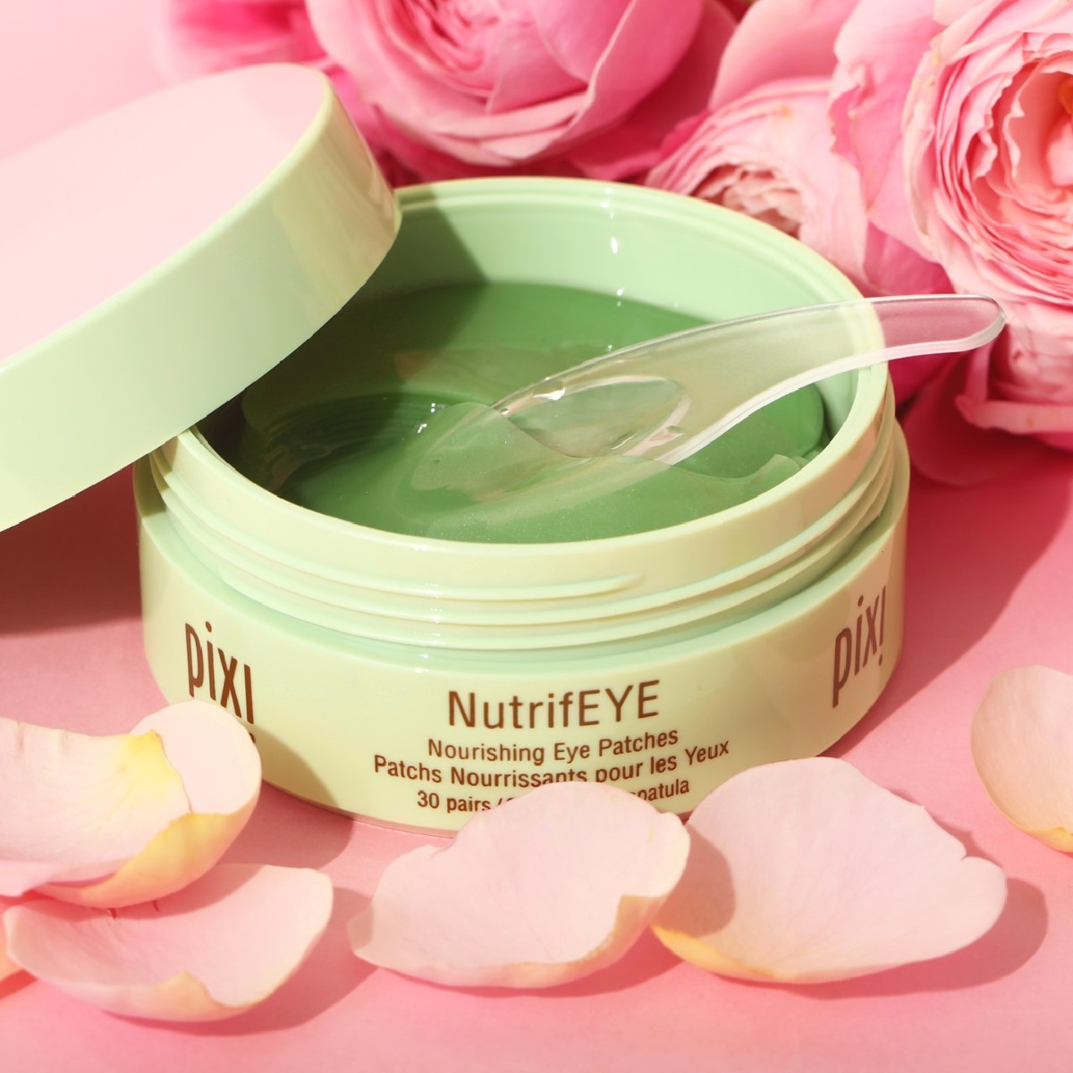 Steeped in a #PixiPerfect serum formula, NutrifEYE nourishes, tones and deeply hydrates the sensitive under-eyes, leaving you feeling fresh-faced and radiant! Created with below ingredients: 💖 Rose Flower Extract 💖 Aloe Vera 💖 Chamomile #PixiBeauty #Skintreats #EyePatches