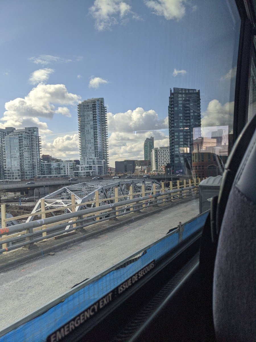 I've never taken a big fancy bus like this before:') it was scary cause usually I can never leave the house alone, but I did it ! Eeeeee