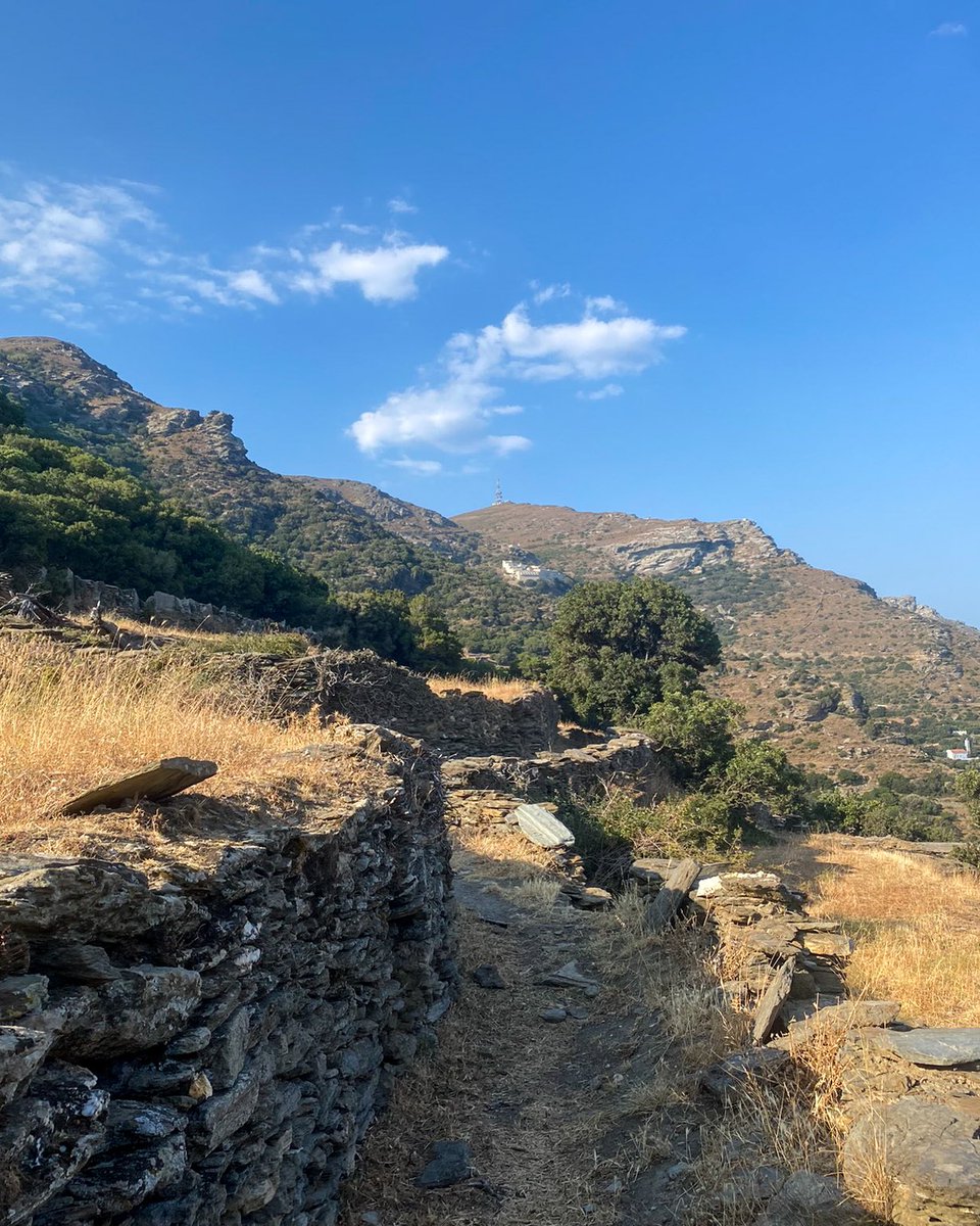 Here’s a visual journey through the routes of the 2024 Andrus Beer Trail Race Festival! 🏃‍♂️🌲 Discover the beauty of Andros, from the wild nature trails to the breathtaking sea views. Join us for an unforgettable adventure! #andros_secrets #greece #androsgreece #androsisland