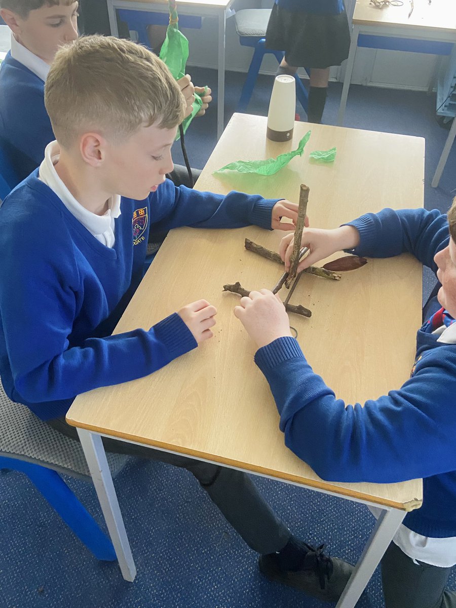 Y6Redgate's tweet image. During this afternoons art lesson we explored how art can be a part of our identity. After collecting different materials, Y6 made sculptures that expressed something about themselves. 🎨👩🏻‍🎨 #RCPart