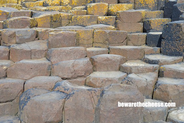 The rocky coast of #NorthernIreland at the #GiantsCauseway. A daily photo from my archives.
bewarethecheese.com #photography #travel #europe #ireland