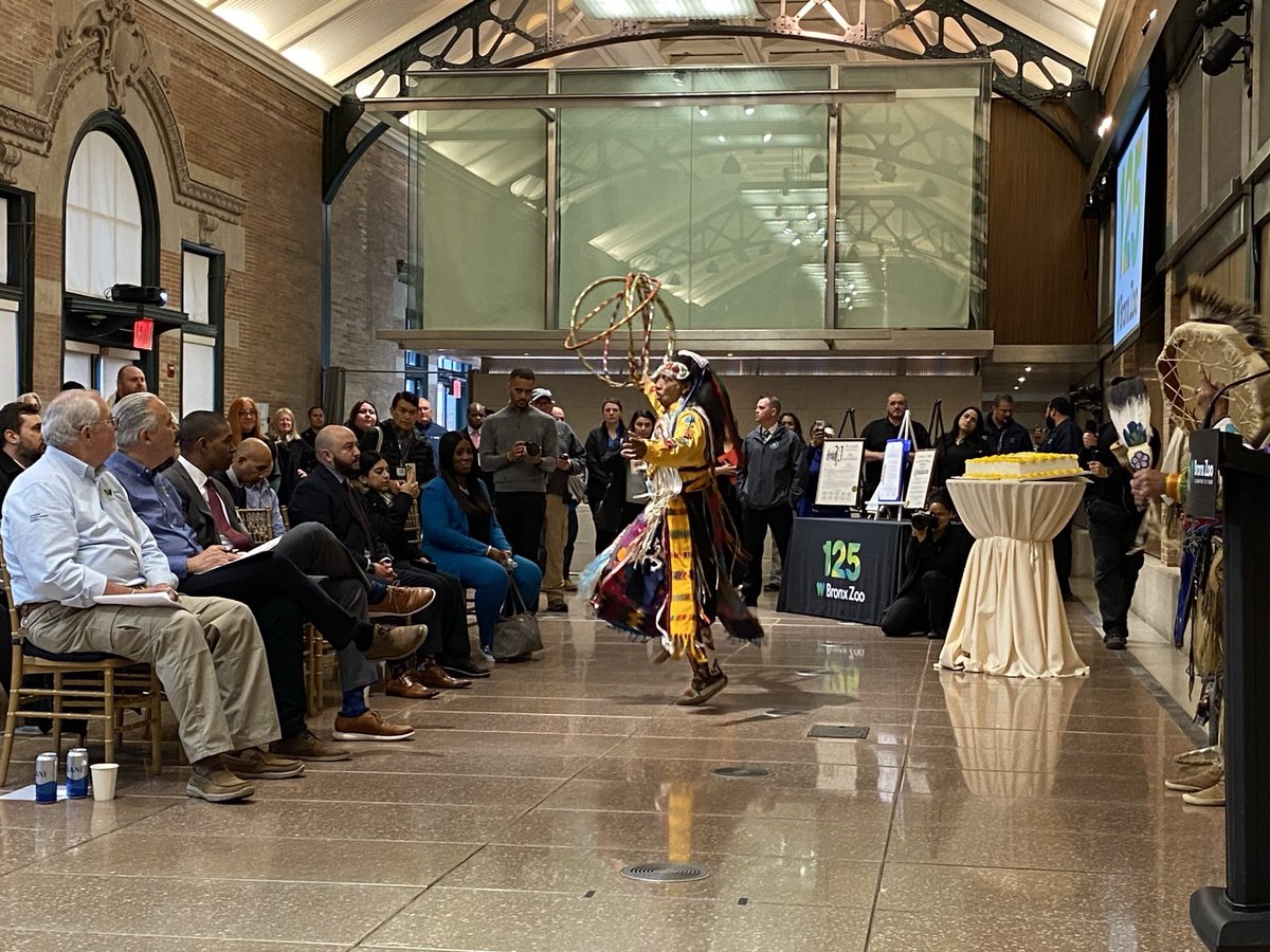 Honored to celebrate the 125th anniversary of the @BronxZoo — a true pillar in our state and city. For generations, the zoo has brought communities together and allowed folks to explore the incredibly diverse ecosystems around the world.