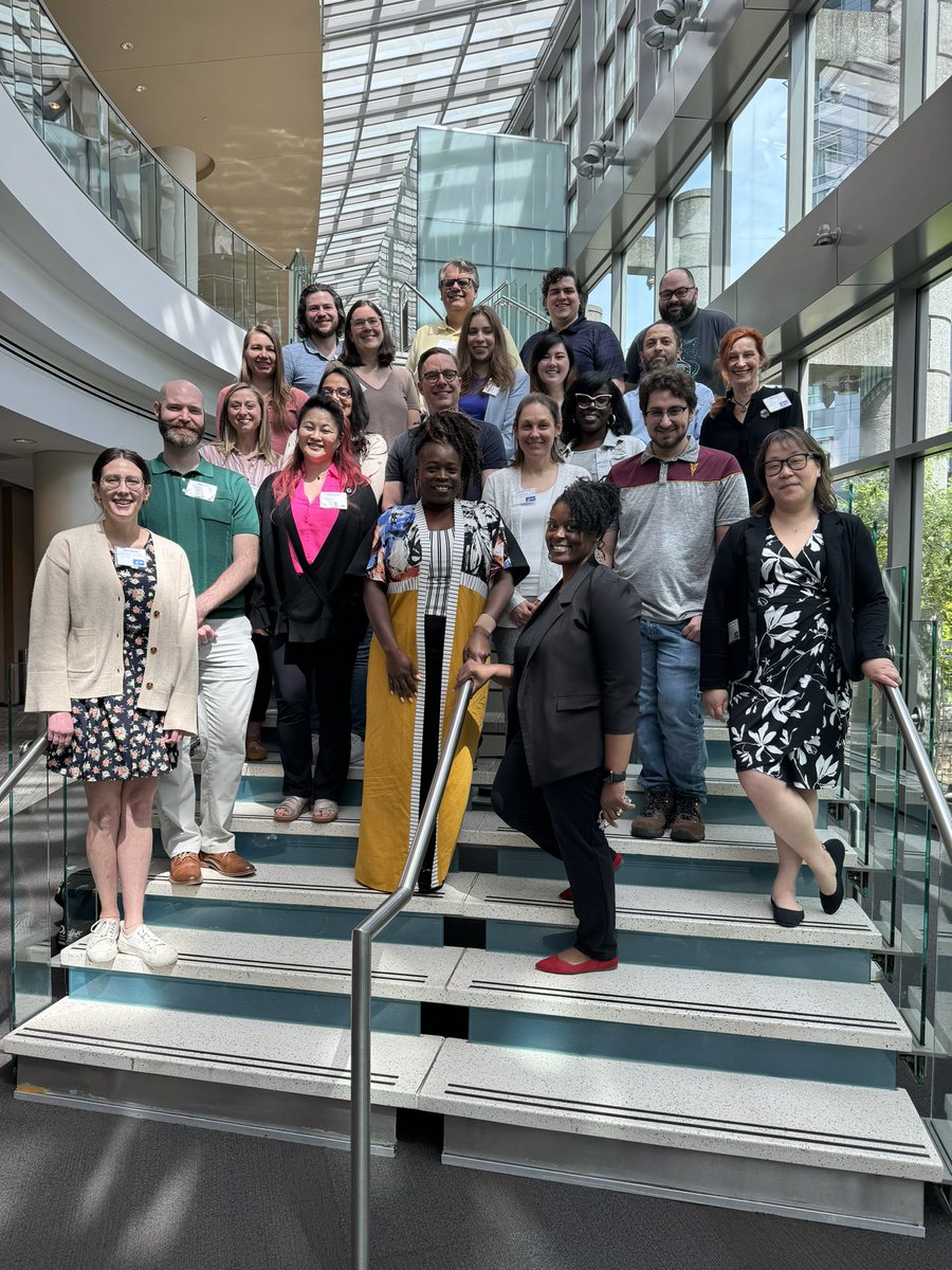 Christin H. tweet media