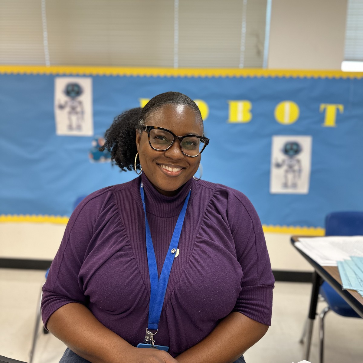 CatchUpAndRead's tweet photo. It is sometimes hard to be the “new kid on the block”, but Ms. Tyronia Hill jumped right in! 

Lead Teacher, Ms. Serrano, said this, “I feel like I learn something new when I observe each week in her CAR class!”

We are so glad you joined the CAR team at @CuellarNation!! https://t.co/5ZHAL9ARGP