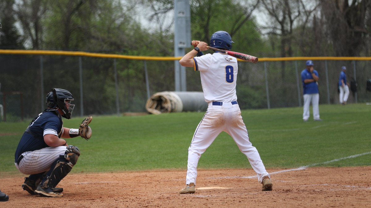 ICYMI | Baseball dominated on the road! 📝 tinyurl.com/y3uhxz72 #SU502 | #DIII50