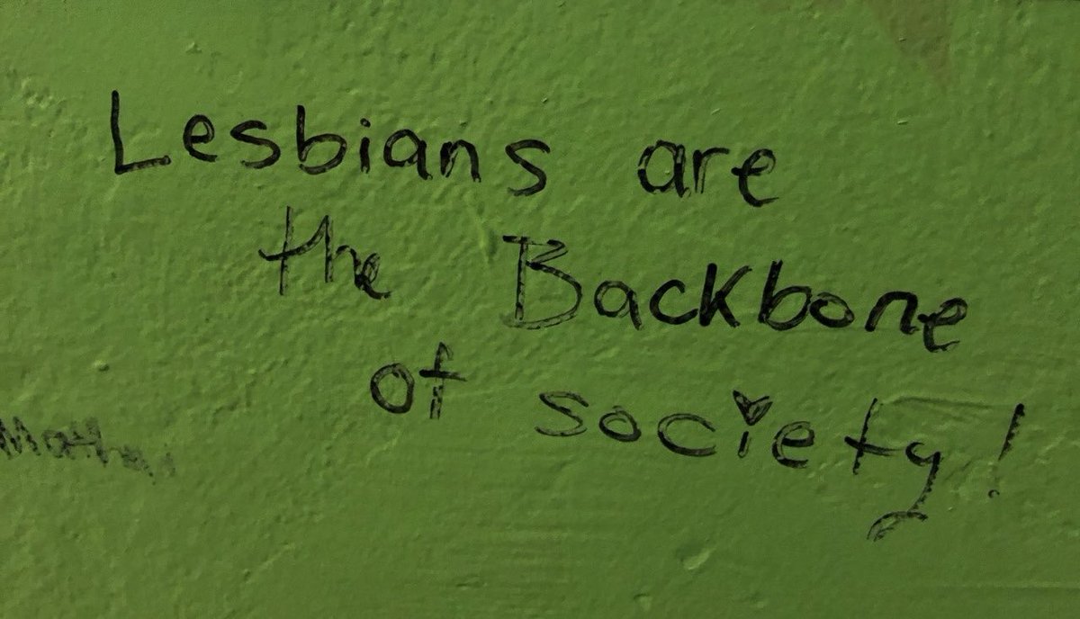 lesbiasnism's tweet photo. https://t.co/1LbtsmRkY0