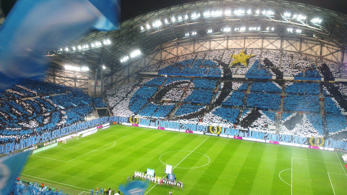 Fernando Seara (président de l'Assemblée Générale du Benfica) : 'Si nous sommes l'enfer de la Luz, ici [à Marseille], c'est un tsunami de passions.'