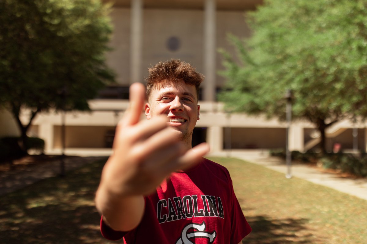 shotbythop's tweet photo. Thrilled to announce I will be joining the team at the University of South Carolina as a Creative Media Producer 🐔‼️

Can’t wait to work with the best creative team in the nation. GO GAMECOCKS 🤙 https://t.co/dJWJnrCSWk