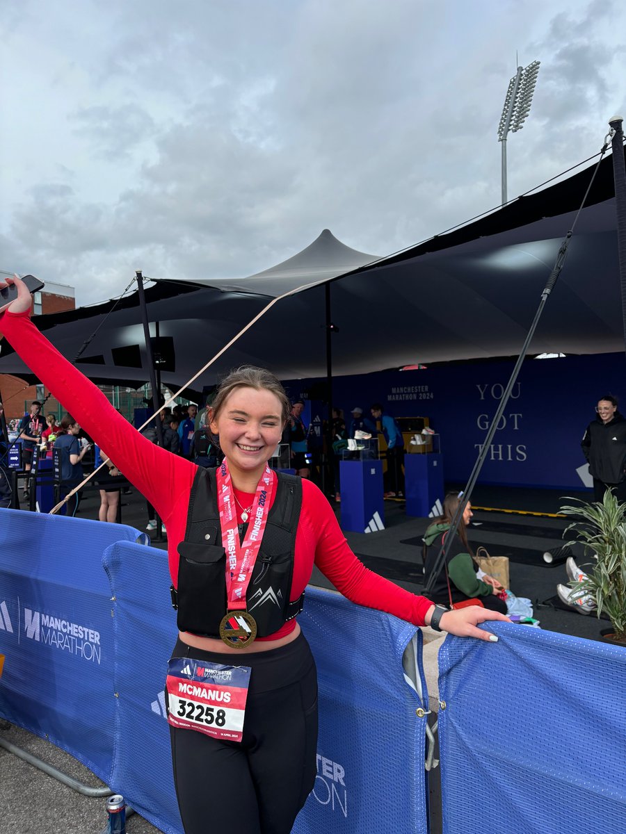 cemcmanus23's tweet photo. What an absolute blast the past few days have beenβ€οΈ. From being promoted to Digital PR Strategist, to seeing my favourite people speak at the #DigitalPRSummit and running the Manc Marathon then holidaying in Portugal, Iβd say the past week has been one of my favourites, ever. https://t.co/ldadfKmUrB
