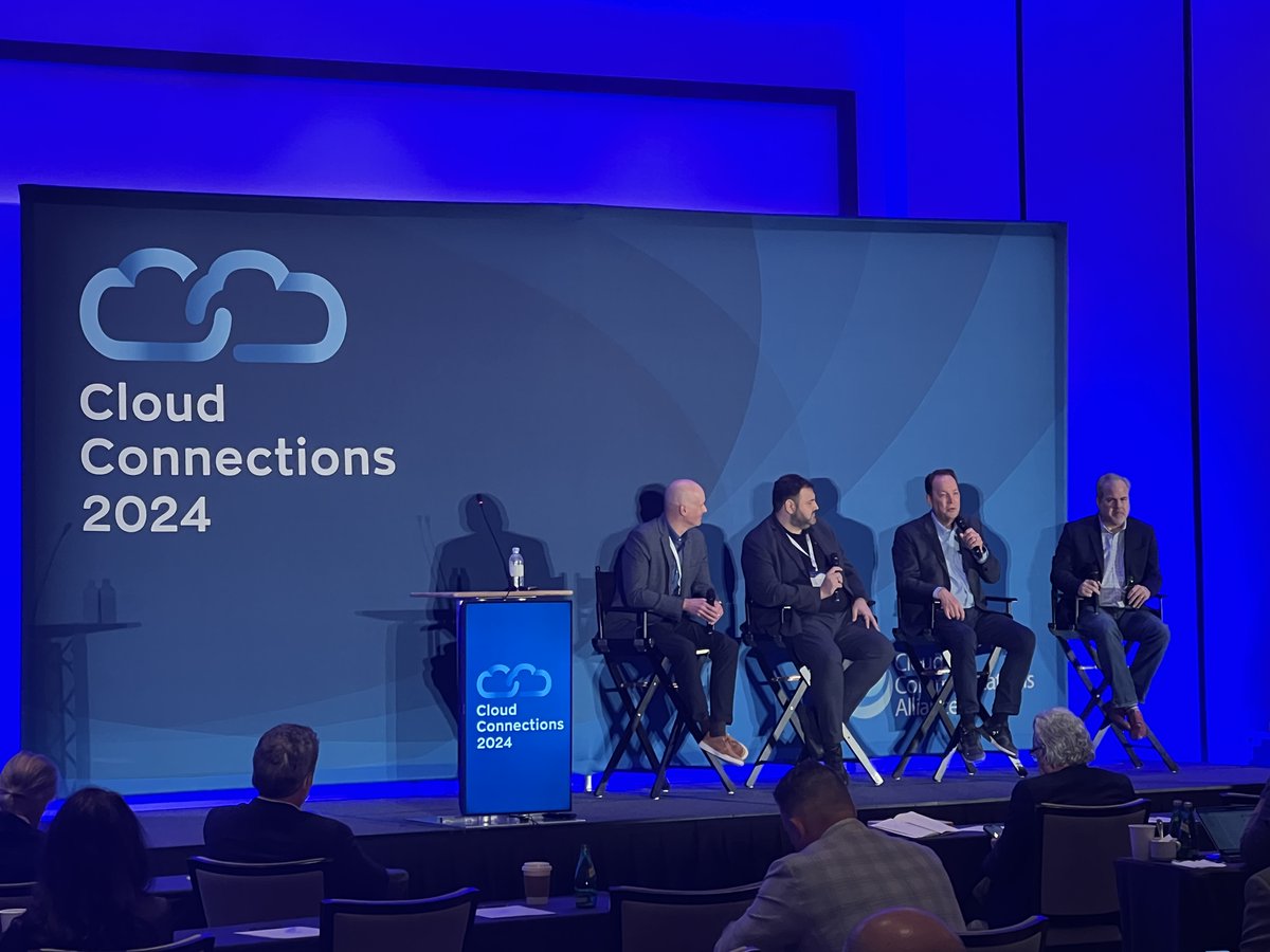 netsapiens's tweet photo. Great panel at #CloudConnections earlier today in St. Petersburg where
Crexendo CRO @JonBrinton discussed use cases and real world scenarios for harnessing CPaaS to fuel business growth. 

#CC24 #PoweredByNetSapiens @CloudCommsAll $CXDO https://t.co/aSx12CmIav