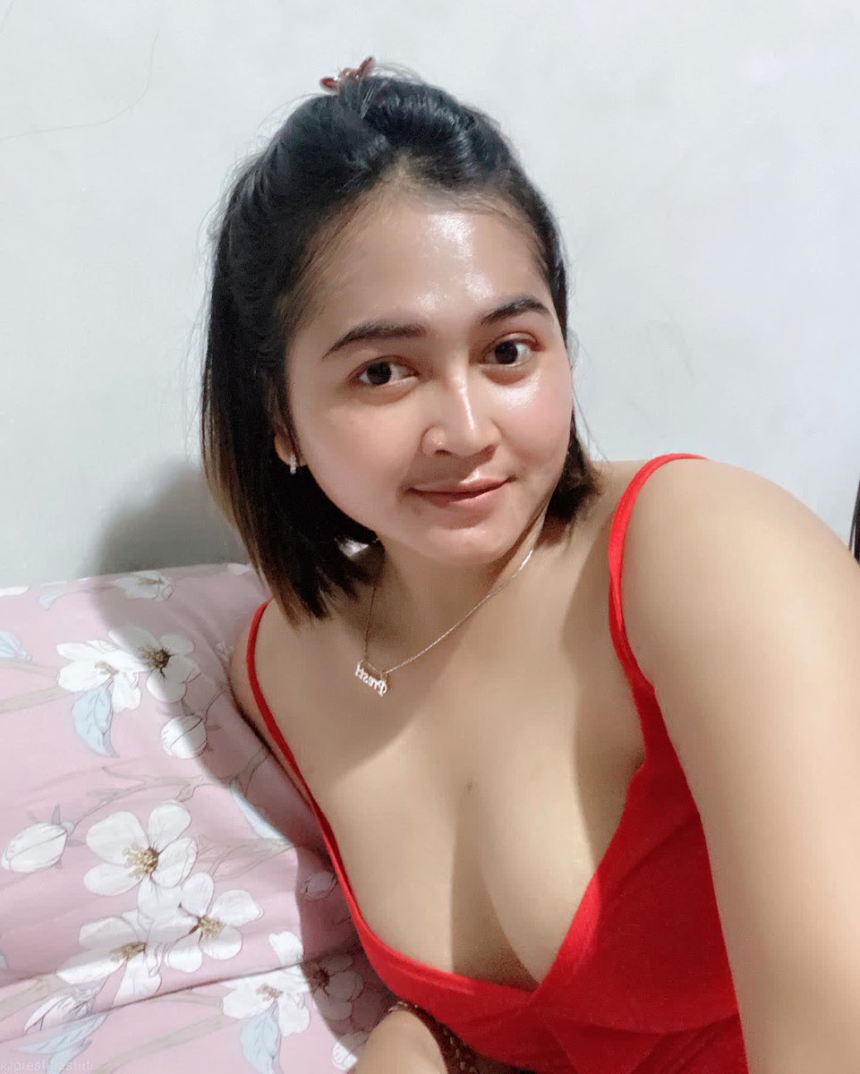 Live bugil hot. Rini Juniawati. Rini Enak. Rini Enak Montok. Twaku @Rini Enak