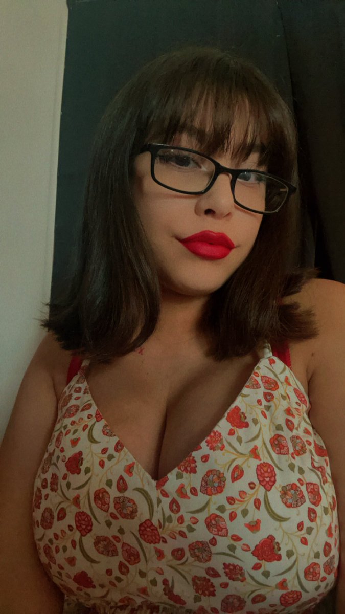 BellaDoe13's tweet photo. Love the pictures I get from a successful breeding 🥰 My tits get giant and my belly gets even bigger 😘 https://t.co/3jIcTU8Zte