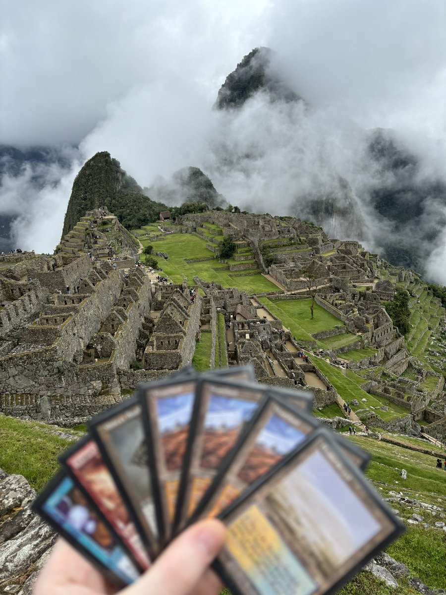 Keep or mull on the play vs Machu Picchu?