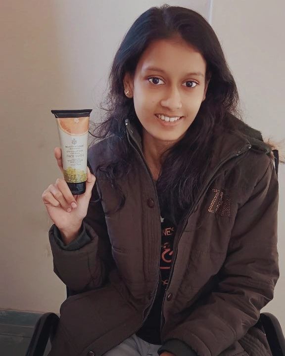 BeautynEarth's tweet photo. Energize your skin with our Citrus Blast & Limepearl Face Wash! ππIt's the ultimate refreshment for a vibrant complexion.
πGet it -https://t.co/MKQY7lZf8h
#CitrusSkincare #LimepearlGlow #SkinRevival #FreshComplexion #SkincareEssentials #NaturalIngredients #CrueltyFree #beauty https://t.co/RKGY7LQ9Z3