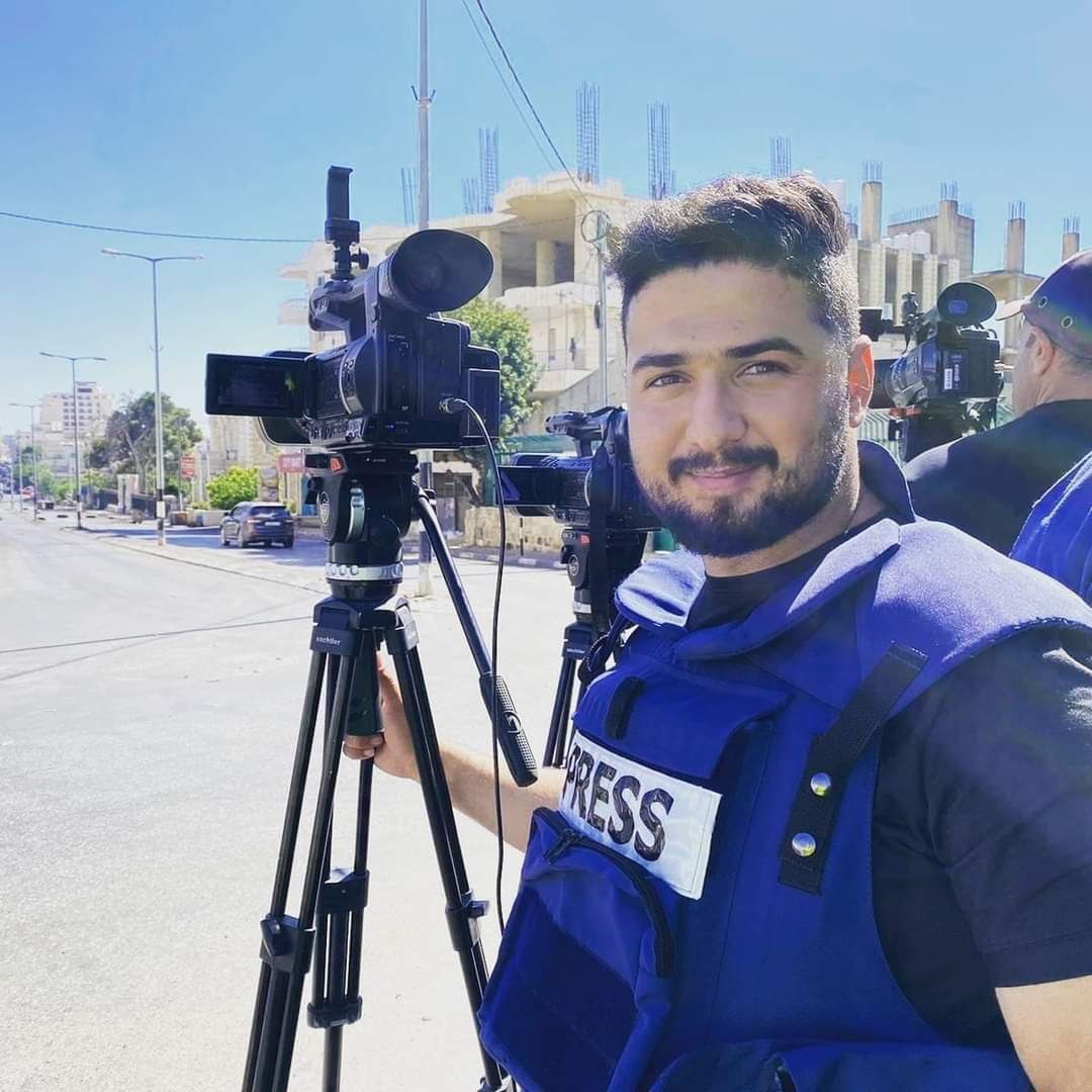 The #PalestinianAuthority extended the detention of journalist Khalil Dhouib in the #WestBank for an additional five days, at the public prosecution 's request, pending investigation. Dhouib was unexpectedly arrested two days ago by the PA's intelligence services after being