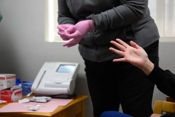 The @ttuhscep Hunt School of Dental Medicine and @pdnhfoundation collaborate to screen patients for diabetes in the El Paso, Texas, region. finance.yahoo.com/news/hunt-scho…