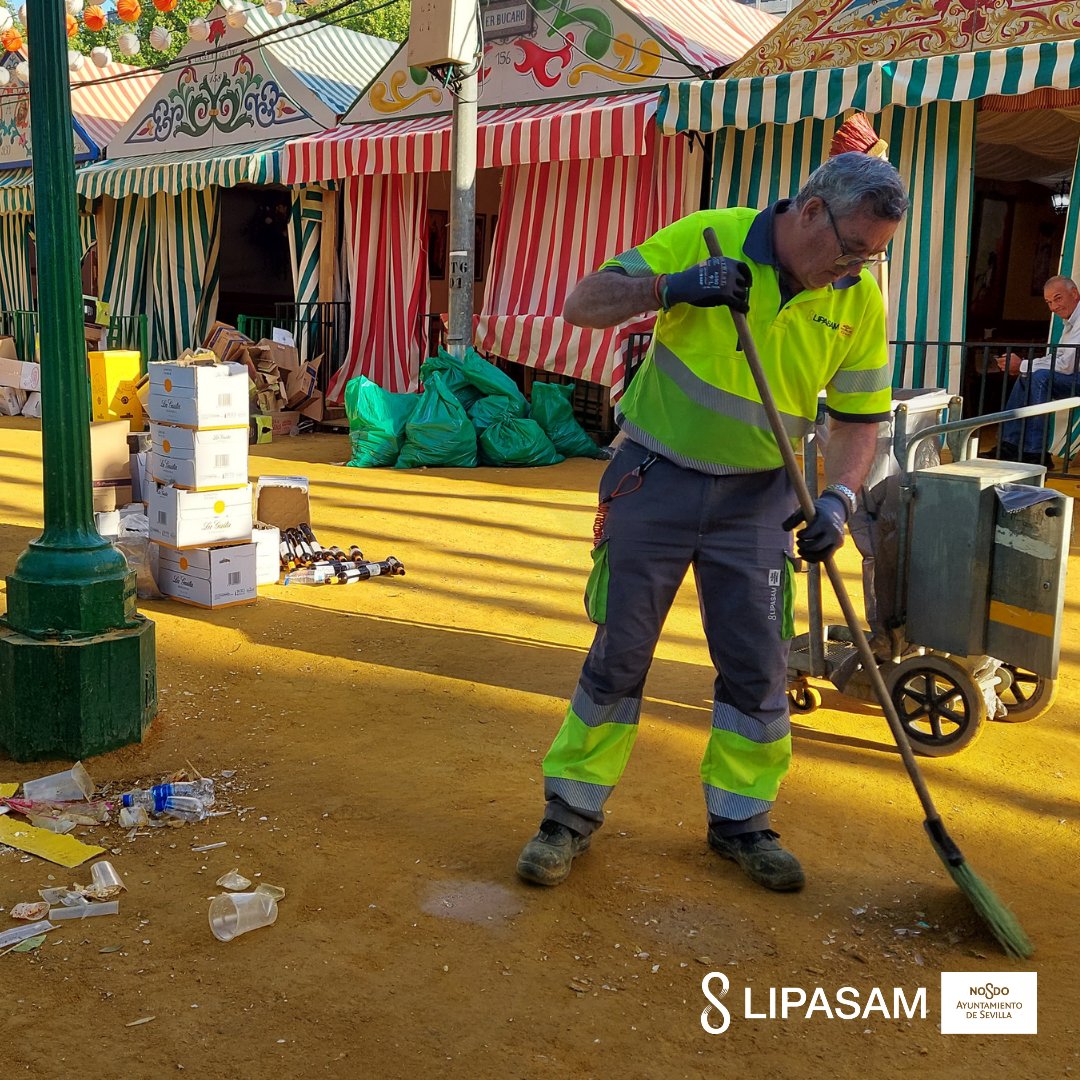 Ayer #miércoles batimos récord: 335. 460 kg de residuos recogidos en un solo día 👏👏👏 La recogida de envases de vidrio también se destacó con un 7% más que el miércoles de Feria 2023 Seguimos marcando hitos con tu colaboración #FeriaSevilla24