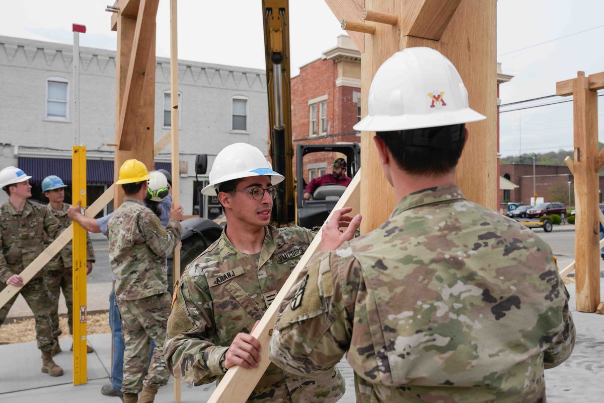 VMI1839's tweet photo. Did you know that VMI Cadets aren’t required to commission after graduating?
Check out these non-commissioning cadets who engaged in community service activities during our Spring FTX
.
Questions? Ask below!
#VMILeadership #cadetlife #CommunityService #VMIExperience https://t.co/XJNgOR7PF3