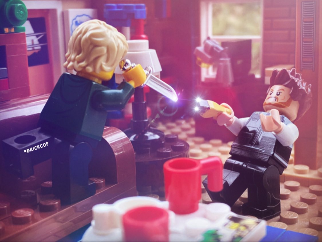 Brick Cop©️ tweet media