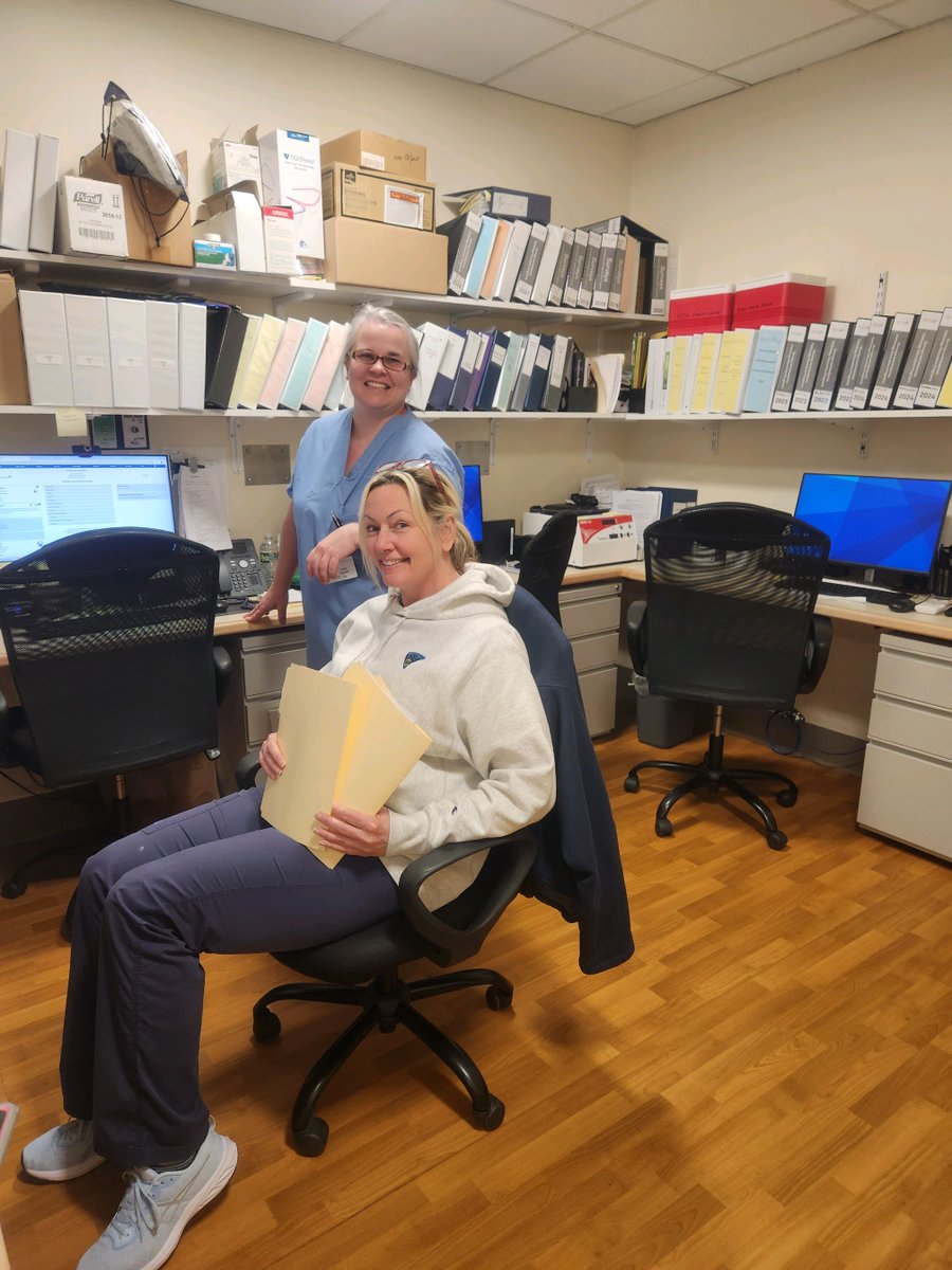 This week is Medical Laboratory Professionals Week, and we want to thank all of our lab professionals across our system for their contributions to testing, diagnosis and treatment processes – all of which play such a vital role in healthcare. Thank you, Needham lab team!🔬