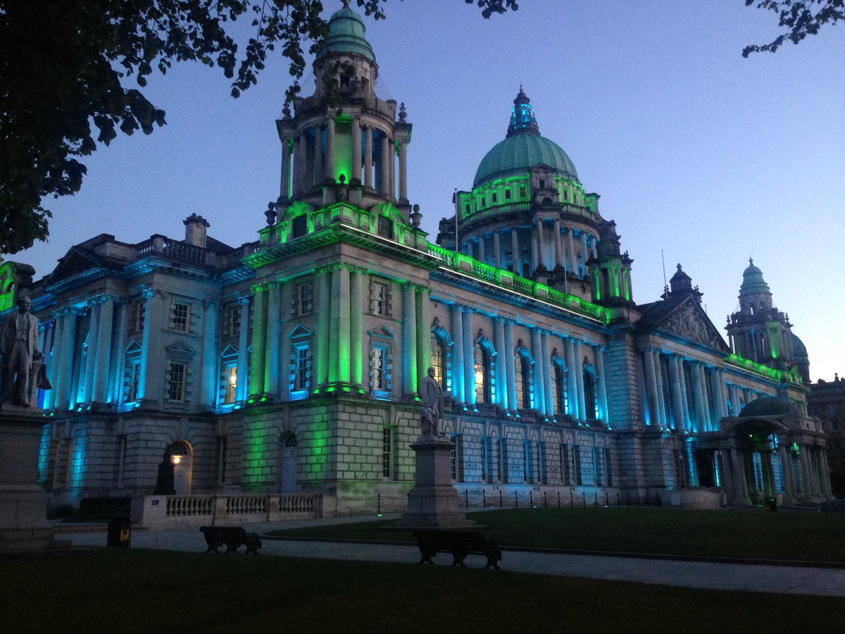 City Hall will be lit up this week & next: 🟢🔵 green & blue tonight (Thurs 18 ) for President of Ireland, Michael D. Higgins' birthday 🟢 green on Mon 22 April for Friends of the Earth -Dep LM's charity @AineGroogan 🔴pink on Wed 24 April for Global Intergenerational Week