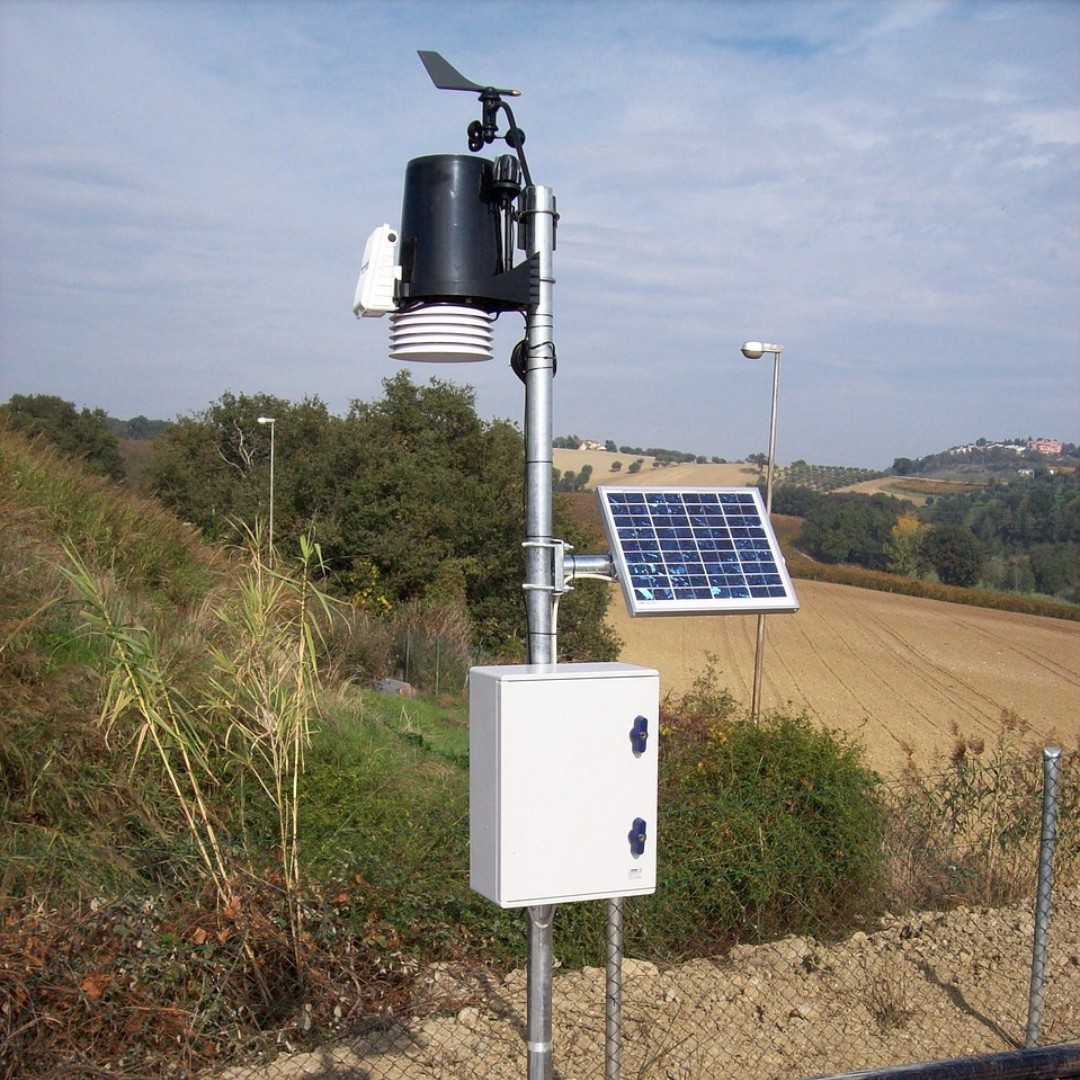 X2nSat partners with utilities and weather monitoring companies to provide internet over satellite to their weather stations, ensuring they can always capture the necessary data used during critical PSPS (Public Safety Power Shutoff) events.