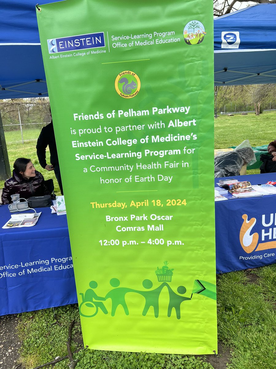 Einstein_SL's tweet photo. Despite the weather, our @EinsteinMed Service Learning clerkship students are ready for our #Bronx community health fair in partnership with #FriendsofPelhamParkway https://t.co/tb5prDjAx3
