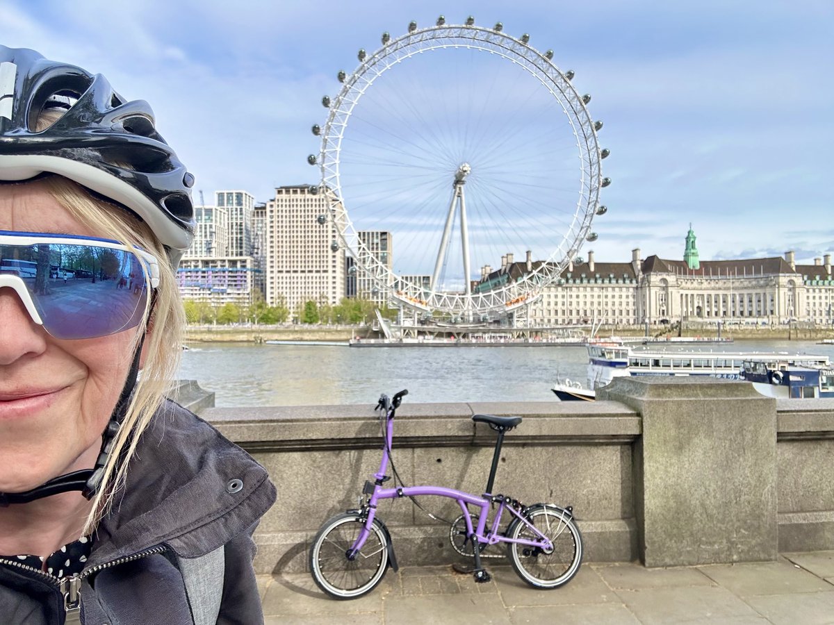 London cycle commute (with added sightseeing!) for #Day18 #30DaysOfBiking 🚴‍♀️