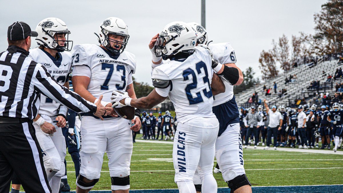 UNH_Football tweet picture