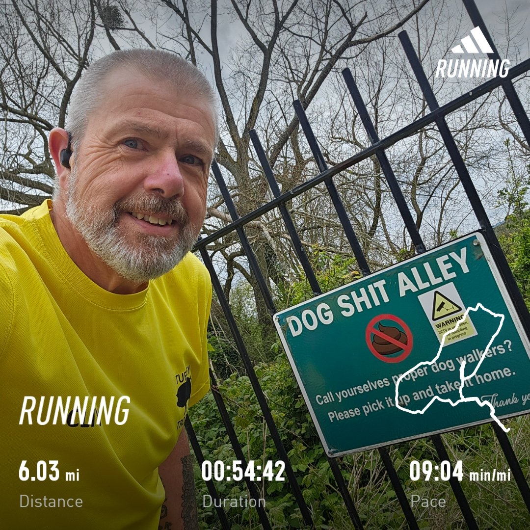 ClivePoole's tweet photo. A trot down ππ© Alley followed by a quick one up The Rea! π ππ What Thursday's were made for! π₯°πββοΈπ· #RunWithASmile @UKRunChat #ukrunchat https://t.co/m7gHJqgYEY