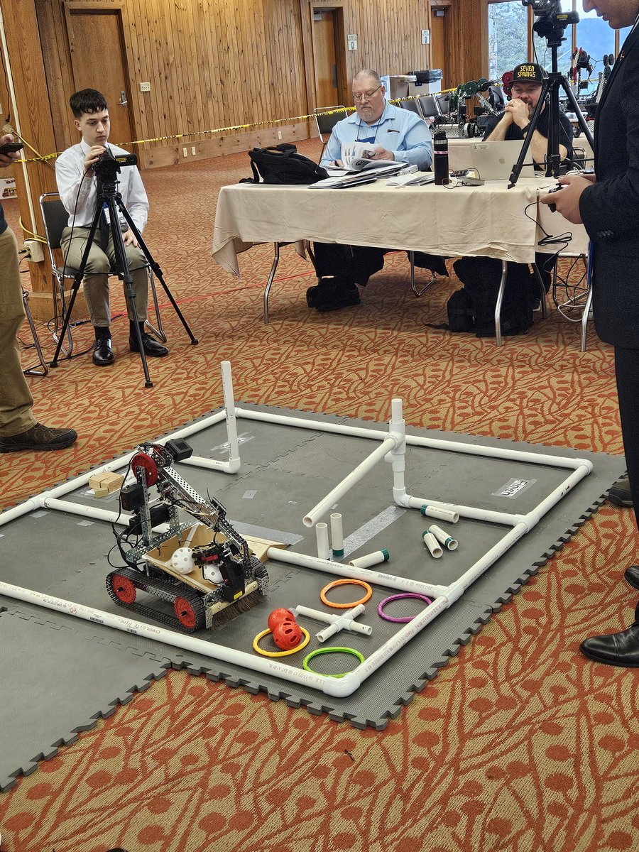 GettysburgTSA's tweet photo. @GASD_PA High School CTE teacher  Mr. Hardy with the 2 robotics teams that are competing at the @PennsylvaniaTSA 2024 Leadership Conference at Seven Springs.

#warriorway #gowarriors https://t.co/Ry4xxTksJp