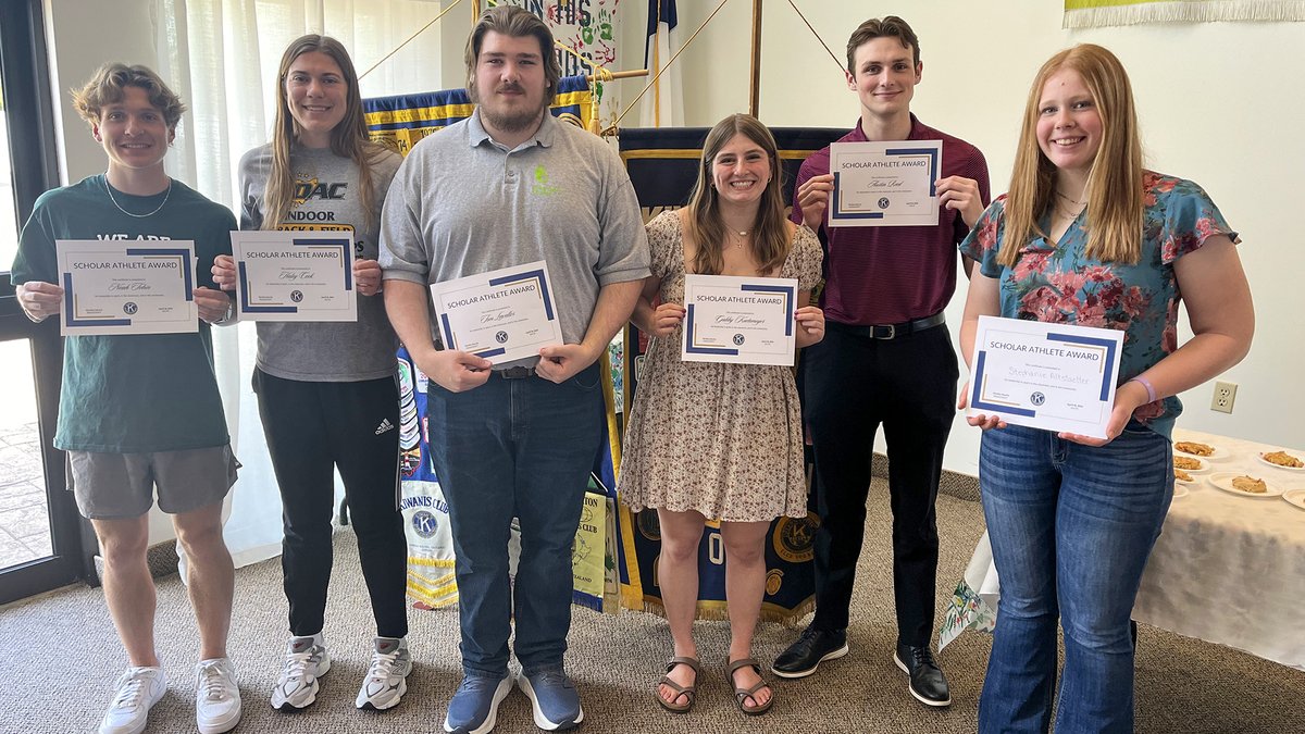 A big thank you to the Kiwanis Club of Wilmington for hosting our Winter and Spring Scholar-Athletes today! <a href="/DubC_XCTR/">Wilmington XCTR</a> <a href="/DubC_Wrestling/">Wilmington Wrestling</a> @DubC_Swimming <a href="/DubC_LQB/">Wilmington College Women’s Basketball</a> <a href="/wilmy_baseball/">Wilmington College Baseball</a> <a href="/DubC_MensLax/">Wilmington Men’s Lacrosse</a> <a href="/DubC_Softball/">Wilmington College Softball</a> @dubc_menshoops #WeAreDubC #experiencewilmingtoncollege