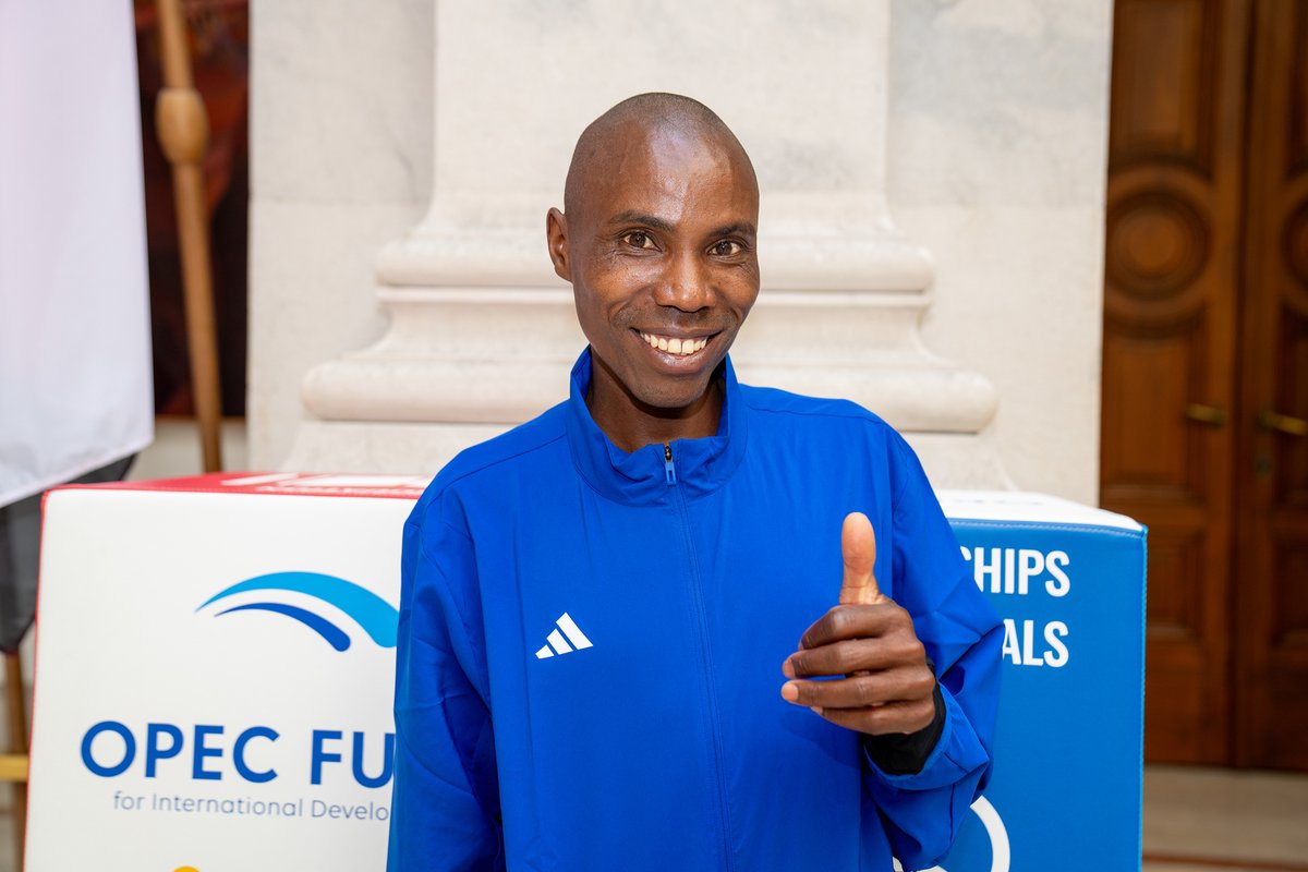 TheOPECFund's tweet photo. Das Rookie Team Programm, das vom #OPECFund und den @Vienna_Marathon ins Leben gerufen wurde, bietet Läufern aus #Entwicklungsländern die Chance auf einen Durchbruch in ihrer angehenden Karriere. 🏃🏼
🔗 Infos: https://t.co/ZAry3hZCnf
#OPECFundInAustria #VCM #GoFurtherGoTogether https://t.co/5LMnqkcovm