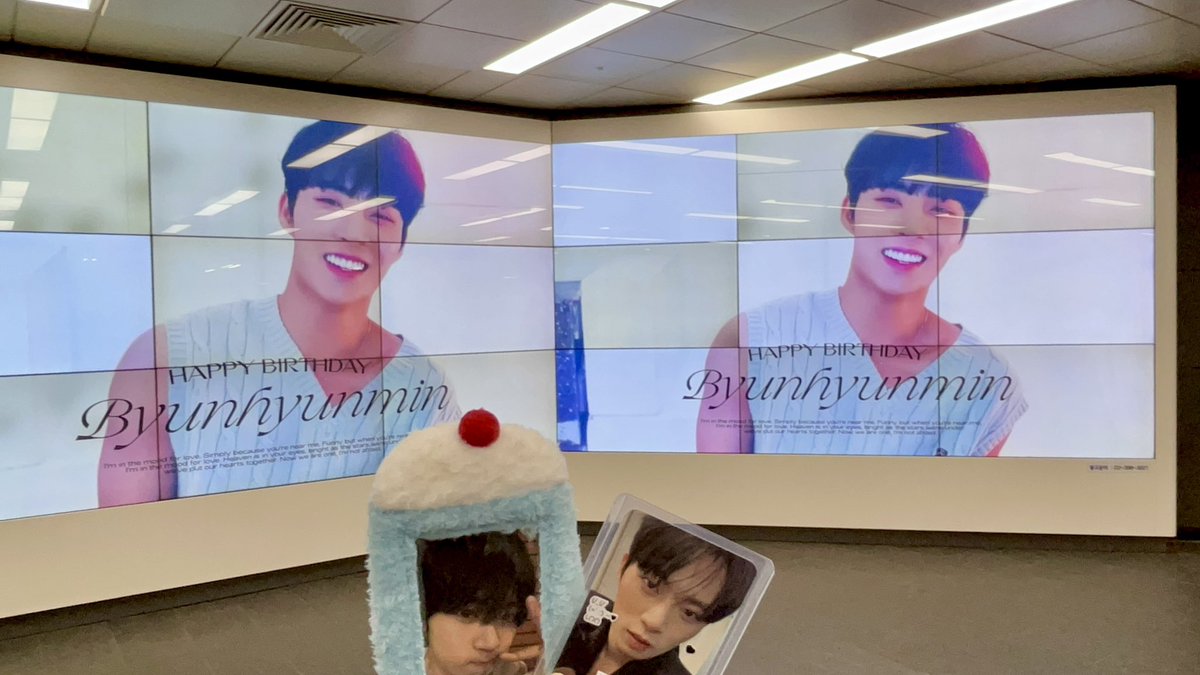 04hm17's tweet photo. 왕지각 .. 💨 이지만 꿋꿋이 올리는 생일타래
지광 봣어요 😻

#현민이의_모든_과정에_함께할게 
#오늘은_현미니날_현미니세상 https://t.co/d60wBzWdfG