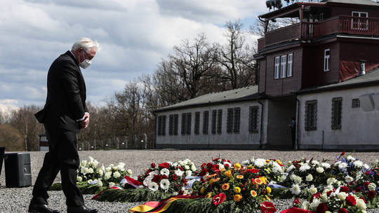 Russians ‘undesirable’ at death camp commemoration events in Germany – Moscow on.rt.com/cs17