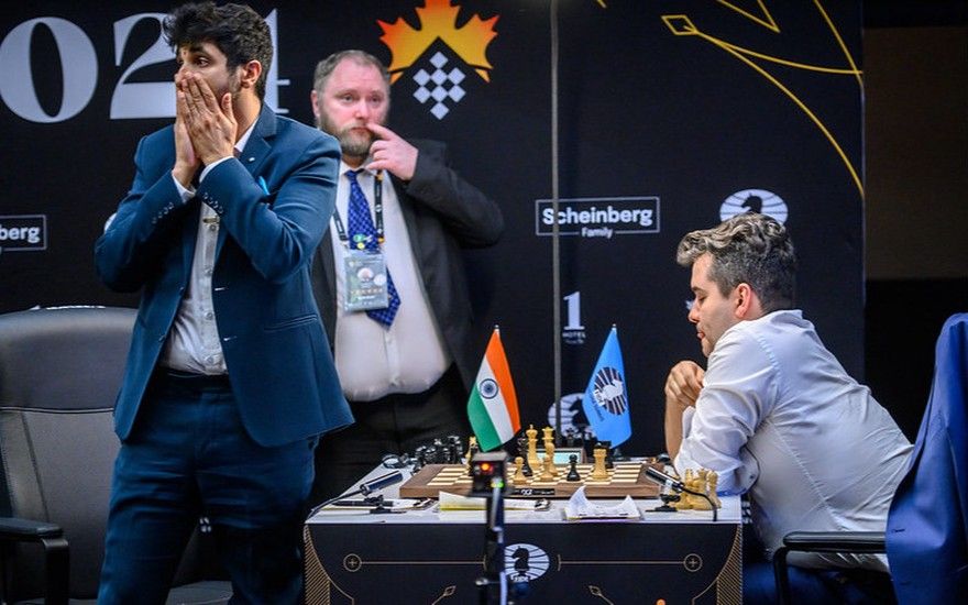 With just 3 rounds to go, Ian Nepomniachtchi and Tan Zhongyi are back in the sole lead of the Open and Women's Candidates, respectively. Find out what happened in Round 11 of the #FIDECandidates in our recap blog: lichess.org/@/Lichess/blog… (Picture: FIDE / Michal Walusza)