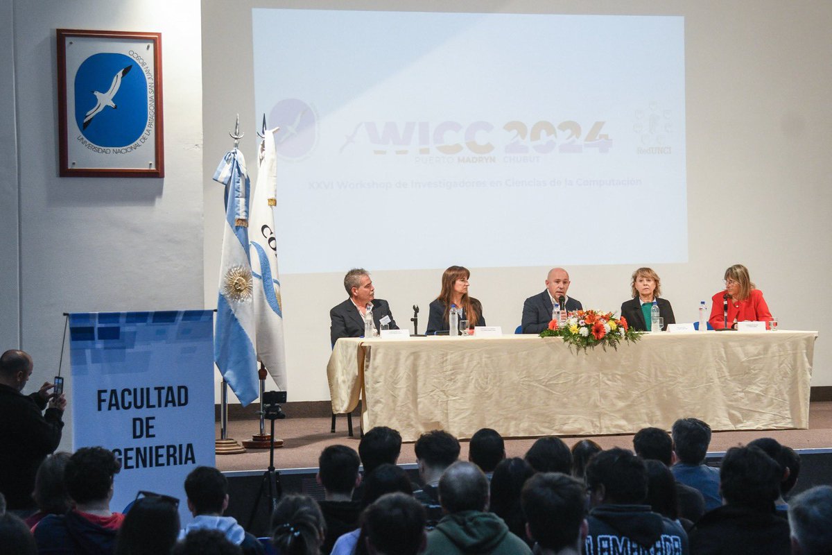 Gus_Sastre's tweet photo. Hoy participamos de la apertura del 26º Workshop de Investigación en Ciencias de la Computación y queremos agradecerles a quienes hicieron posible que este evento se lleve a cabo en #PuertoMadryn y les deseamos el mayor de los éxitos.

El evento se desarrolla en la sede local de la @unpsjb_madryn, algo que nos llena de orgullo y donde ratificamos nuestro compromiso en acompañar y respaldar a le educación pública. Siempre nos van a encontrar apoyando a las universidades nacionales, ya que entendemos que son fundamentales para la República Argentina.