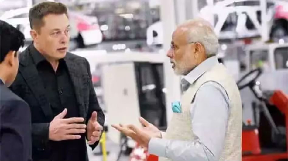 MarioNawfal's tweet photo. 🇮🇳ELON TO INVEST UP TO $3 BILLION IN INDIA

Elon is reportedly set to announce a $2 to $3 billion investment in India, primarily to build a new factory.

Elon has said India has more "promise than any large country in the world."

Next week, he will sit down with PM Modi in India to discuss "Expanding Horizons!"

Source: TESLA News