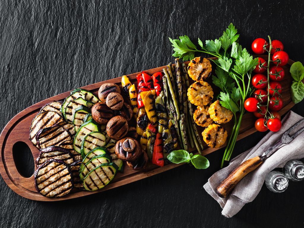 A healthy way to stay healthy when it's too cold outside to grill, is by grilling vegetables on the stovetop. And the process is totally worth it. #Grilling Vegetables: Make them Excellent | So Delicious #outdoorcooking bit.ly/2U0F1xk