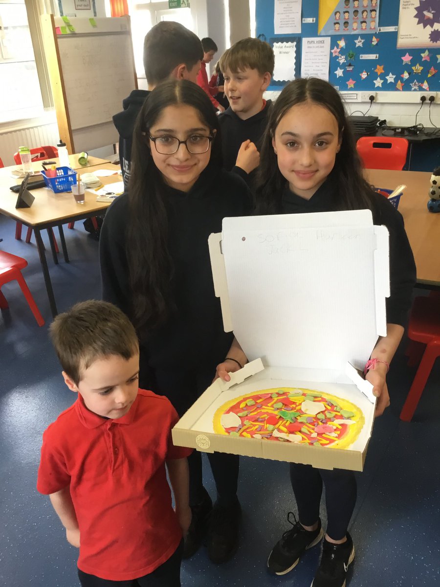 Rashielea_PS's tweet photo. P1 have been learning about fractions this week and shared their learning with P7 buddies. They then used menus to create their own pizzas, splitting them into halves or quarters, depending on how many people were in their group! 🍕 #buddies #mathsincontext #collaboration https://t.co/z36sGpHo1a