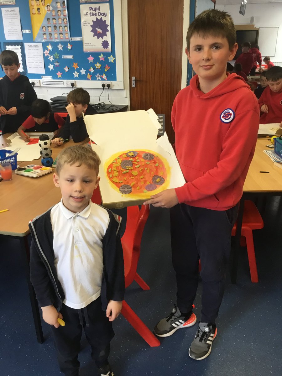 Rashielea_PS's tweet photo. P1 have been learning about fractions this week and shared their learning with P7 buddies. They then used menus to create their own pizzas, splitting them into halves or quarters, depending on how many people were in their group! 🍕 #buddies #mathsincontext #collaboration https://t.co/z36sGpHo1a