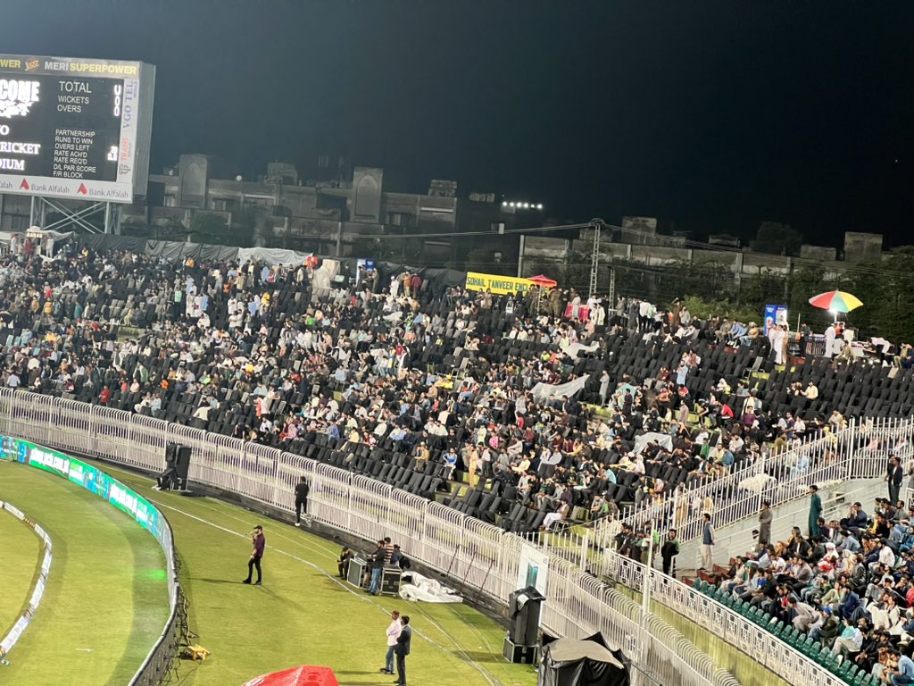 Wafadaari mein aaj b Pindi pehly no. par hai ! #PAKvNZ #PakistanCricket