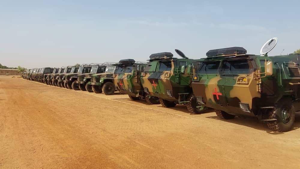 بوركينا فاسو تعزز دفاعاتها بمركبات Buffalo E10 (Temsah-2) MRAP مصرية الصنع GLdpHinXYAAM18y?format=jpg&name=medium