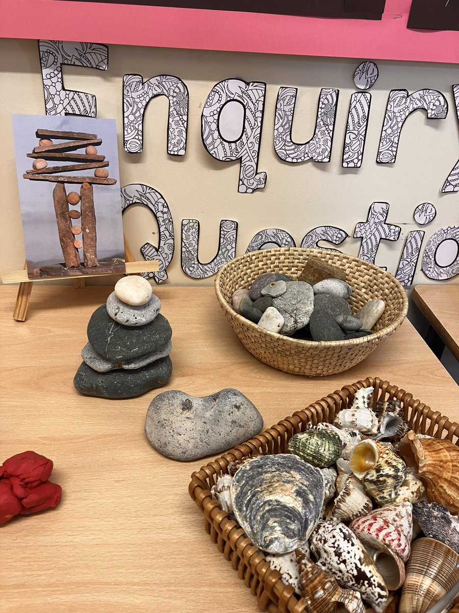This term in art our focus is on sculpture, today the children loved learning about form and looked at some pictures of sculptures and connected their maths learning on 3D shape to sculpture work! 👩🏼‍🎨🎨🧑🏻‍🎨 here’s a peak at our current display…
